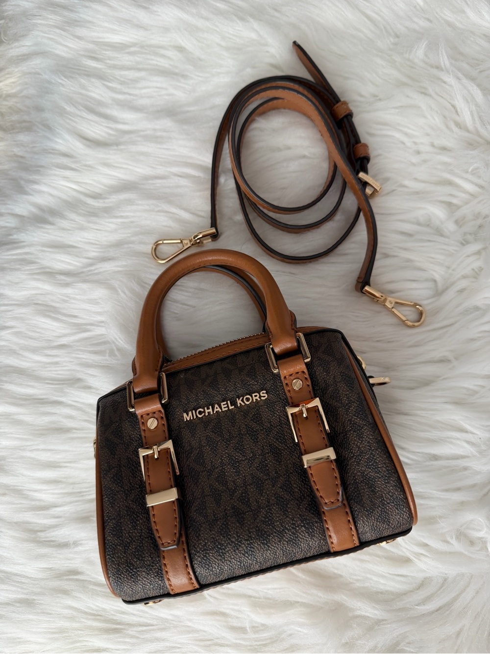 Michael Kors Brown/Tan Logo Bedford Legacy extra small with Gold Hardware - Picture 2 of 11